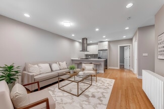 1337 W Walton St, Chicago, IL 60642