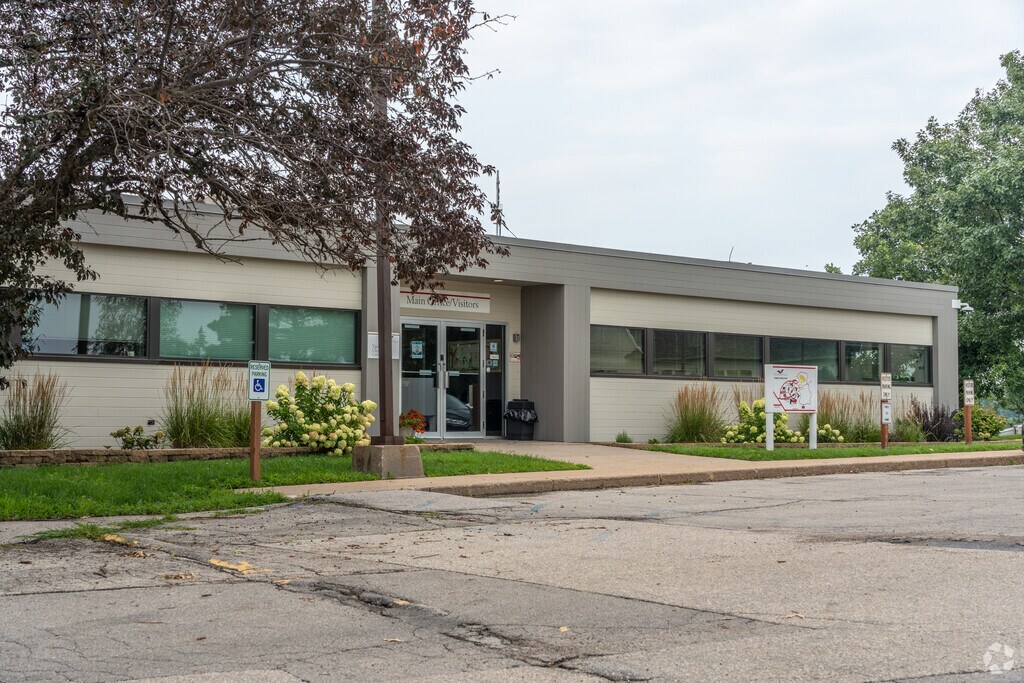 Educational opportunities abound at Tanager Place School.