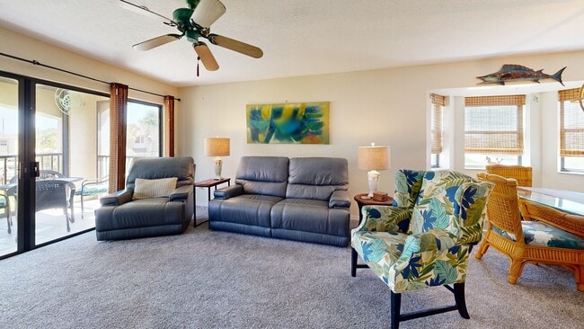 451 Bouchelle Dr unit 205, New Smyrna Beach, FL 32169 - photo 2