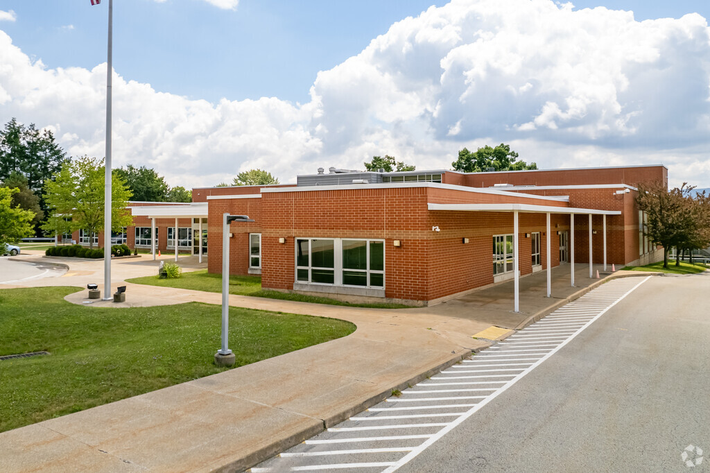 Welcome to Springfield Elementary School part of the Connellsville School District.