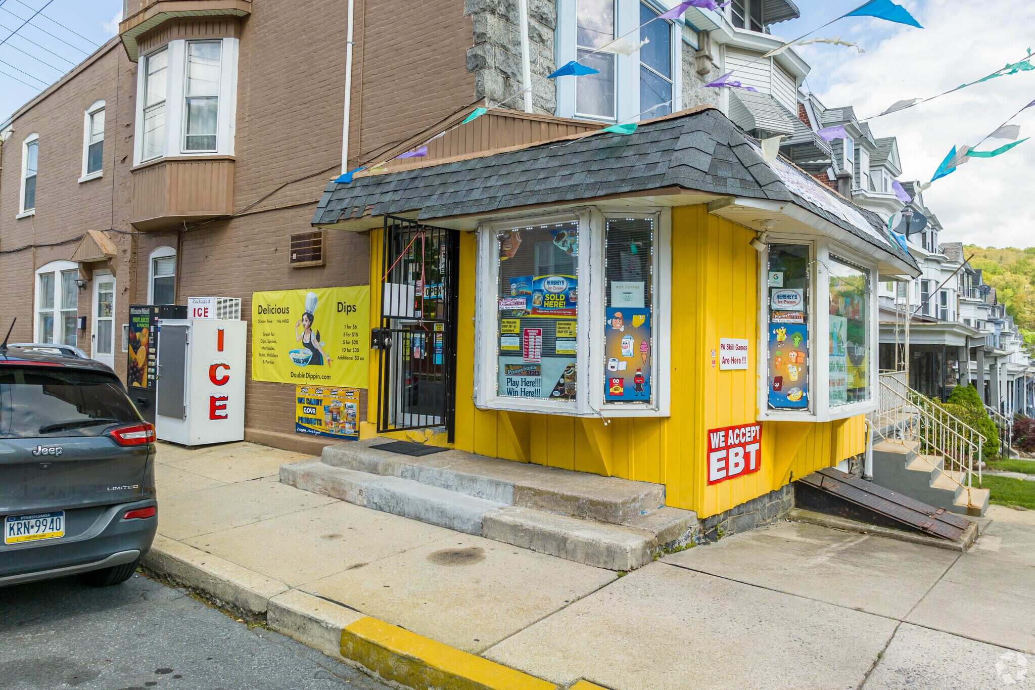 Mittie Mae's is one of several 18th and Cotton convenience stores.
