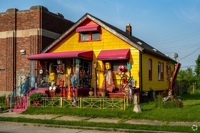 The Detroit Industrial Gallery features a sculpture garden made from demolished buildings.
