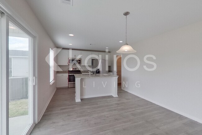 14 Red Oak Dr, Brunswick, GA 31525 - photo 6