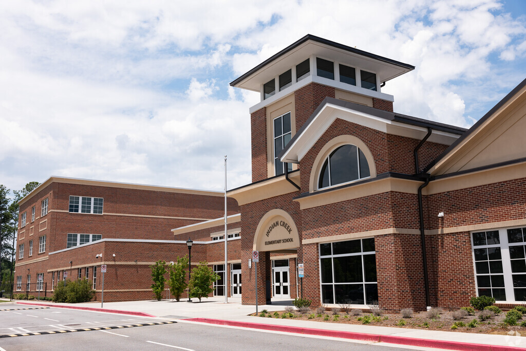 Main entrance to Indian Creek Elementary School in Clarkston, Clarkston GA