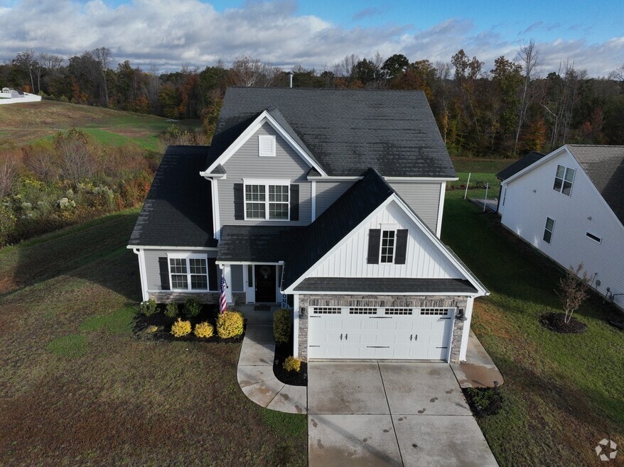 1952 Channel St, Graham, NC 27253 - photo 2