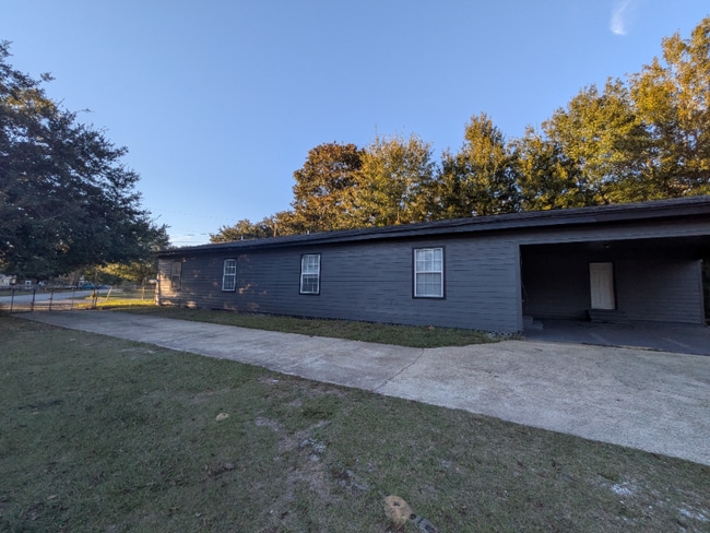 3906 Joseph Ave, Moss Point, MS 39563 - photo 4