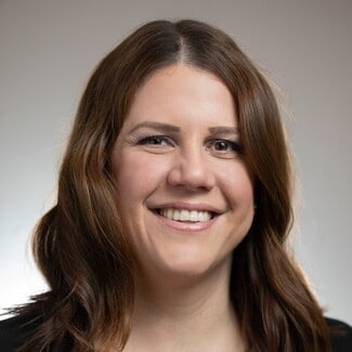 Beth Kirton
