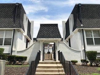 4427-4433 Holly St, Kansas City, MO 64111