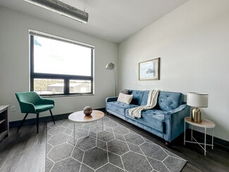 1261 8th St Unit ID1036772P, West Des Moines, IA 50265