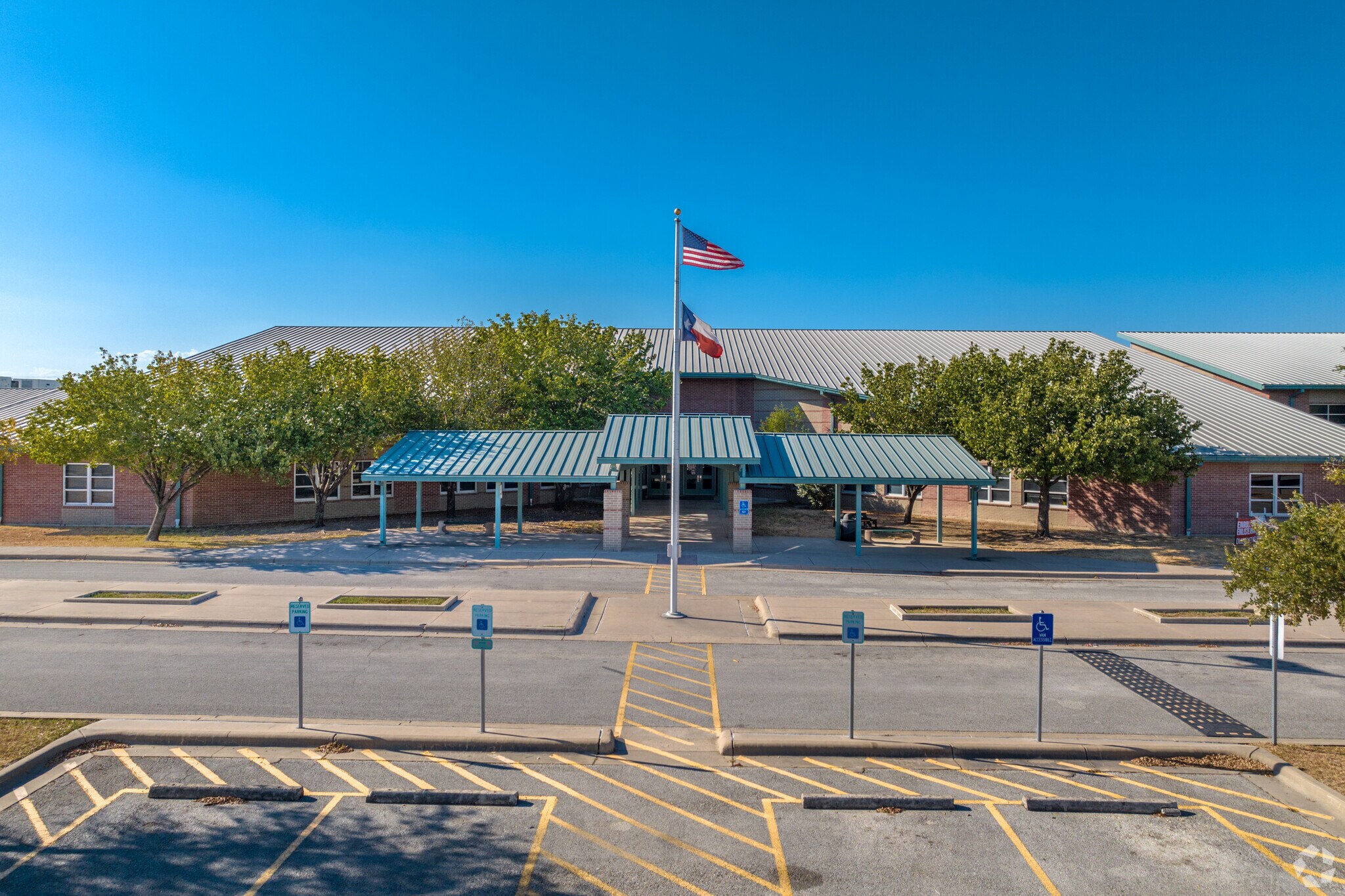 For Sale 7808 Skytree Dr Unit 311527168, Austin, TX 78744