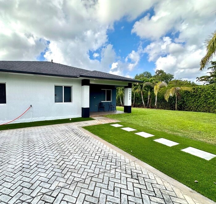 14890 NE 10th Ave, Miami, FL 33161 - photo 1
