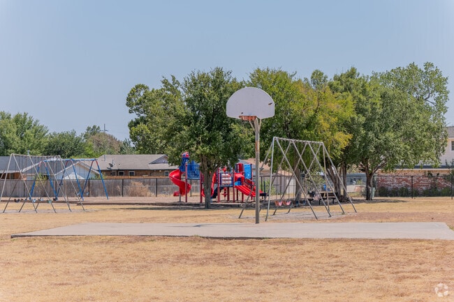 Kids can enjoy playing basketball in the Almor West Park.