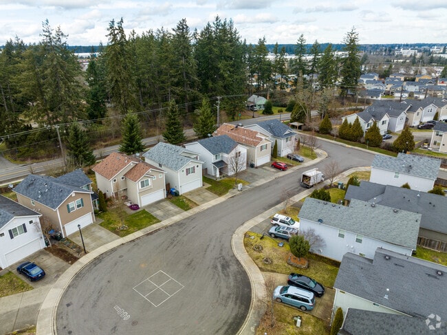 Elk Plain children enjoy playing in quiet cul-de-sacs with other neighborhood kids.