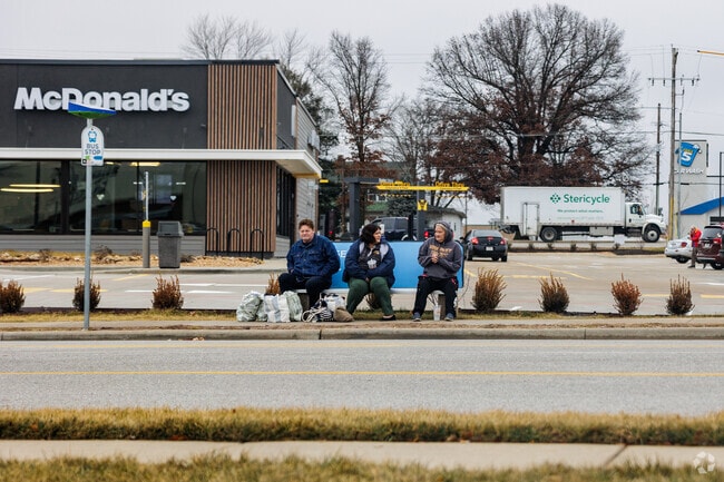 Young-Lilly residents travel to Sunshine Plaza for retail and dining options.