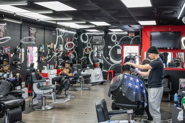 Locals in Duncan, SC can visit the Fades 4 Change to get the latest cut.