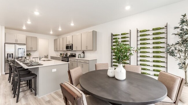 1409 S Glambert Ln, Saratoga Springs, UT 84045 - photo 2