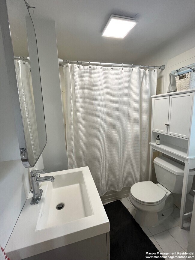 34 Everett Ave, Somerville, MA 02145