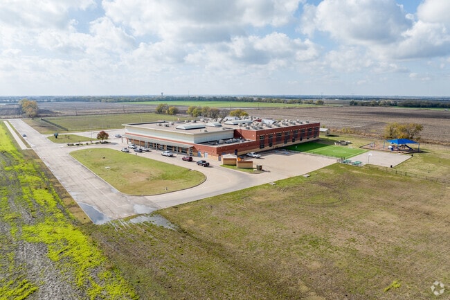 Joe K. Bryant Elementary School has over 700 students that attend.