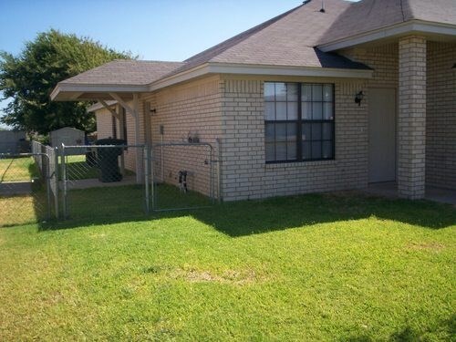 2103 Agate Dr unit B, Killeen, TX 76549 - photo 2