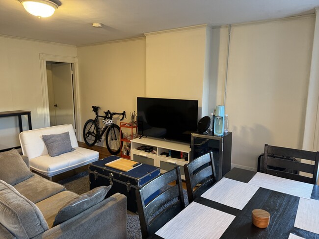 910 Beacon St unit 4, Boston, MA 02215 - photo 3