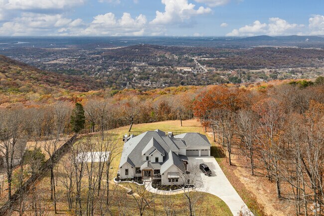 A Modern Farmhouse on Green Mountain overlooks the Camelot neighborhood in South Huntsville.