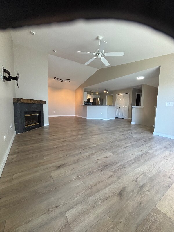 1 Adler Park Dr W unit 14, Chesterfield Township, MI 48051 - photo 4