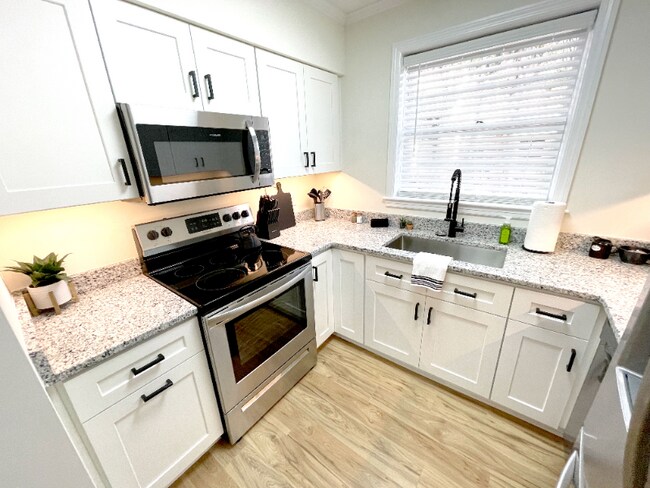 6 W 51st St unit 1, Savannah, GA 31405 - photo 7