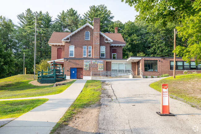 Simonds Elementary School in Warner serves grades K-5.