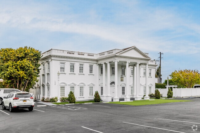 A half-scale White House, formerly a doll museum, now an atmospheric event venue in West Anaheim