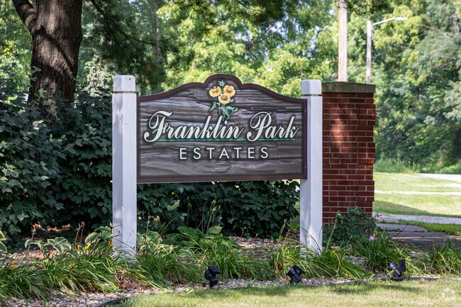 Known as Franklin Park Estates, Franklin Park is a subdivision on Springfield’s southeast side.