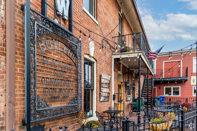 The Village of East Davenport fully embraces East End's rustic aesthetic.