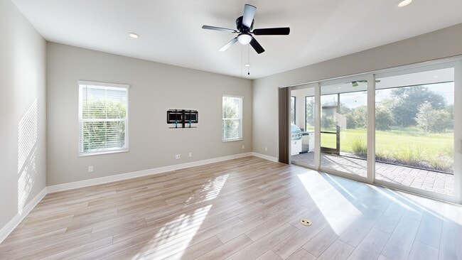 2802 Butterfly Jasmine Trail, Sarasota, FL 34240 - photo 3