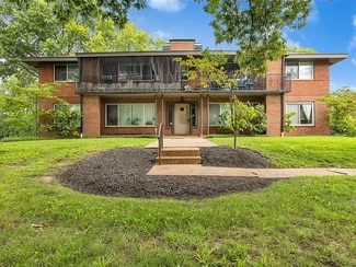 8227 Delmar Blvd Unit 1E, Saint Louis, MO 63124