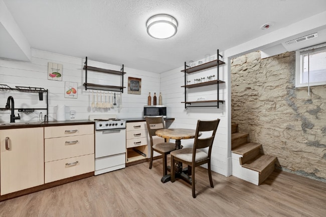 1821 6th Ave unit C, Greeley, CO 80631 - photo 3