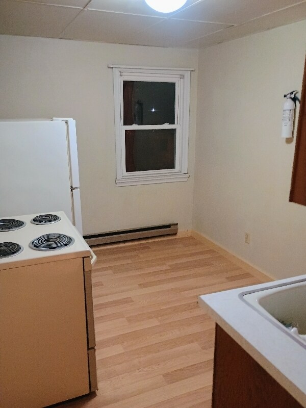 1325 9th St S unit 1325 9th St S Apt 8, Virginia, MN 55792 - photo 6