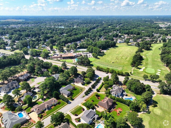 Play an 18-hole round at the nearby golf course in Greenbrier West.
