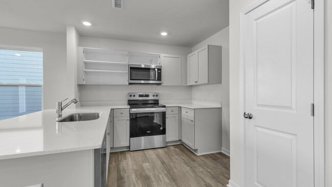 553 Stream Walk Crossing, Wendell, NC 27591 - photo 7