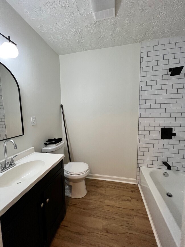 127 W Franklin St unit 3, Alcoa, TN 37701 - photo 4