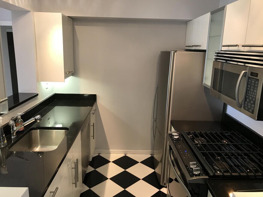 126 Warren St unit 1, Boston, MA 02119 - photo 1