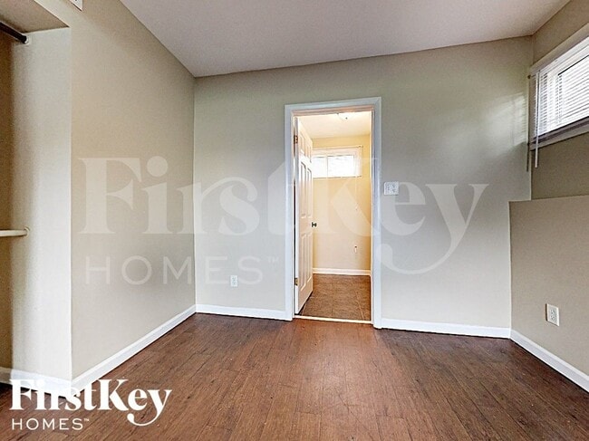 1154 Rathbone Ave, Aurora, IL 60506 - photo 6