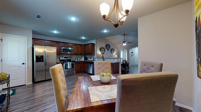 0 Acuff unit 36042404, Conway, AR 72034 - photo 7