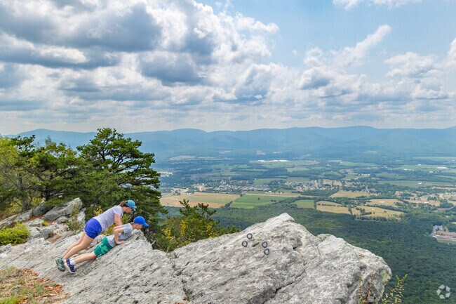 For breathtaking panoramic views, Crossroads Farm residents can head to Massanutten Peak.