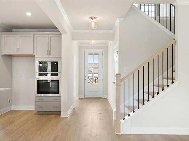 688 Grand Wehunt Dr, Hoschton, GA 30548 - photo 6