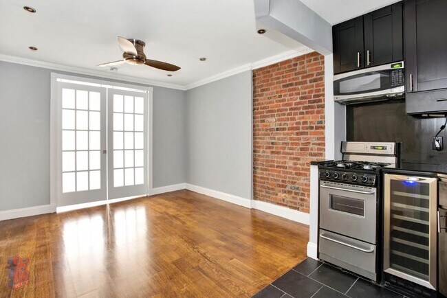 145 E 26th St unit 3D, New York, NY 10010 - photo 2