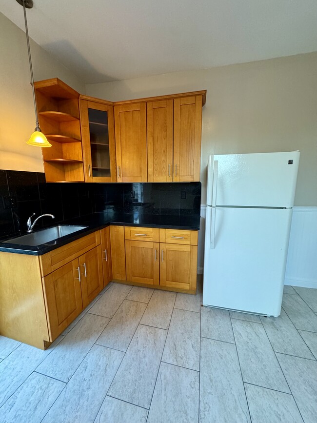 3681 23rd St unit 3681, San Francisco, CA 94110 - photo 5