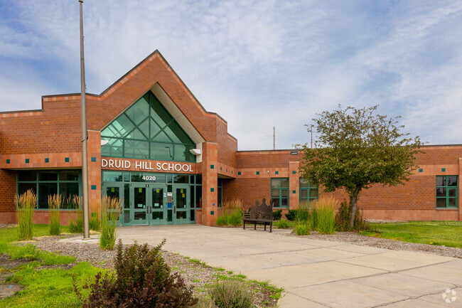 Student pre-K thru 8th grade are served at Druid Hill Elementary School.
