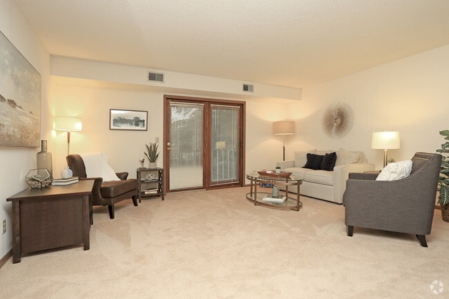 Forest Ridge Townhomes, Eagan, MN 55123 - photo 4