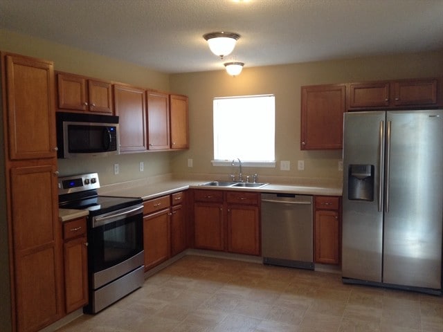 3726 Indigo Blue Blvd, Whitestown, IN 46075 - photo 2