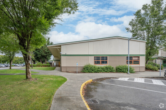 Tumwater High School serves 1,111 students.