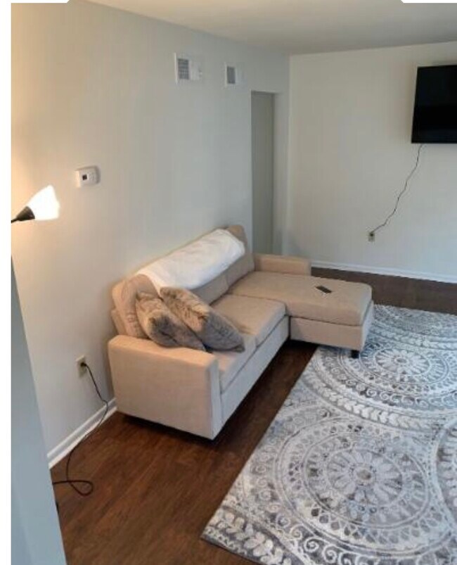 134 E Chapel Ave, Carlisle, PA 17013